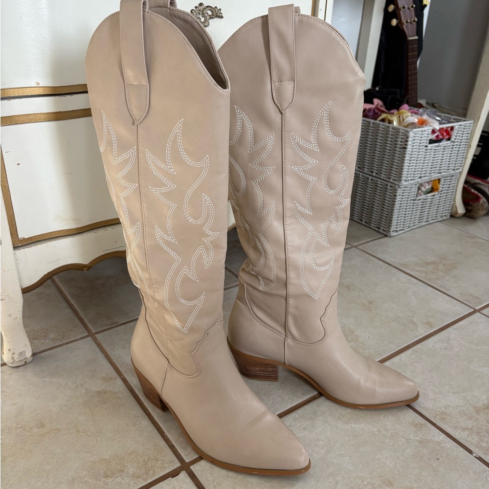 Beige Embroidered Billini Urson Boots